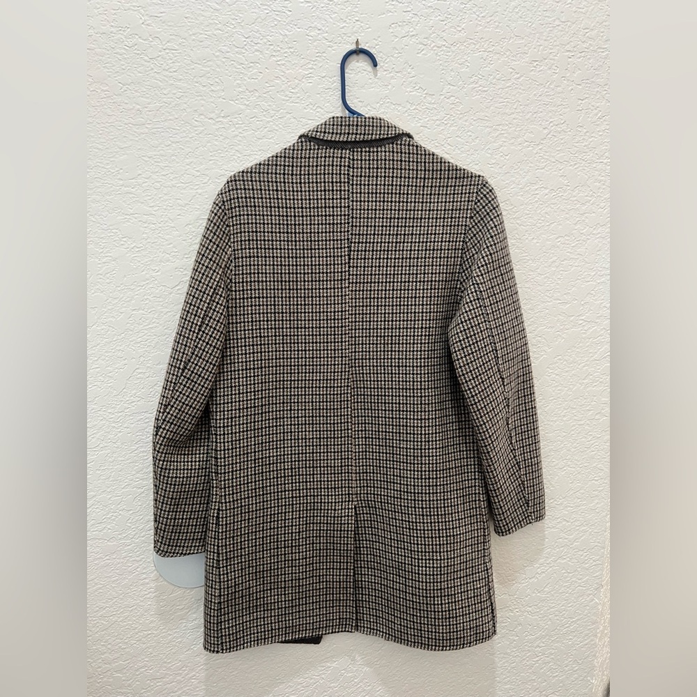 Zara Houndstooth Black, Cream, and Brown Coat - Picture 4 of 6